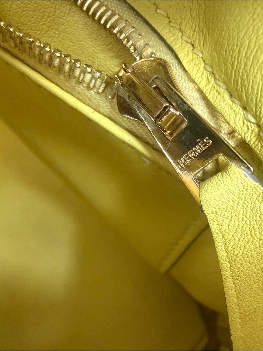 Hermes Yellow Birkin 25 with Gold Hardware - Picture 7 of 9